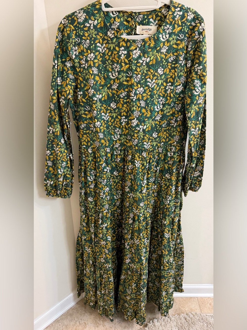 Anthropologie Porridge Clothing Floral Green Dress
Long-Sleeve, size M